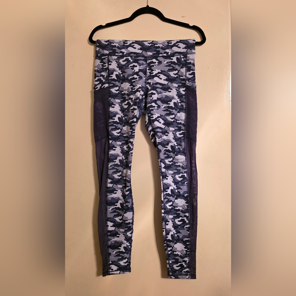 Fabletics On-the-Go PowerHold High-Waisted Legging